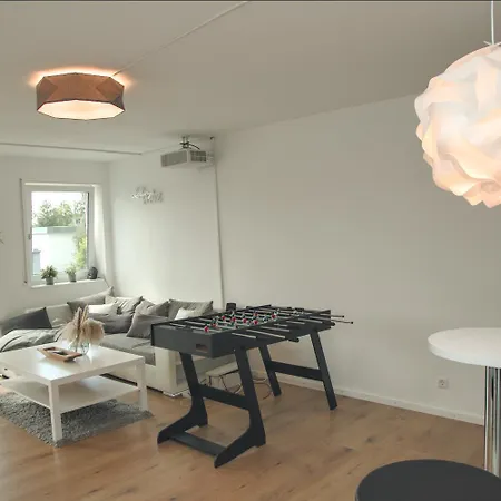Apartment Rooftop Einzelzimmer In Gemeinschaftsunterkunft Weinberg R1 *